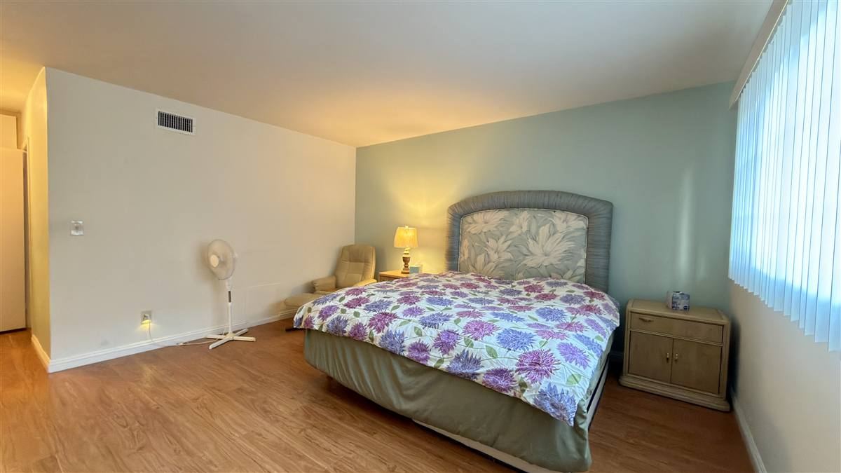 9621 Jumilla Ave, Chatsworth — Bedrooms photo 13