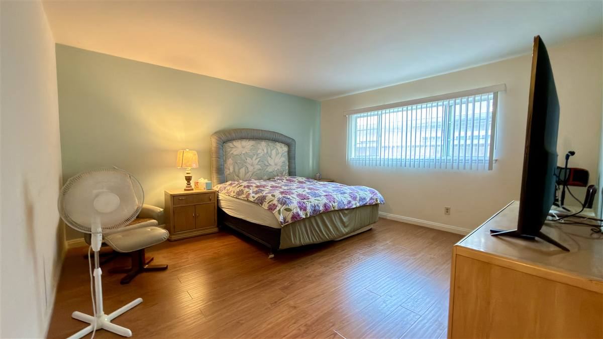 9621 Jumilla Ave, Chatsworth — Bedrooms photo 16