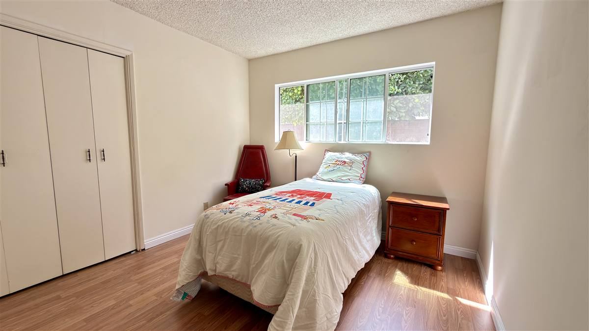 9621 Jumilla Ave, Chatsworth — Bedrooms photo 21