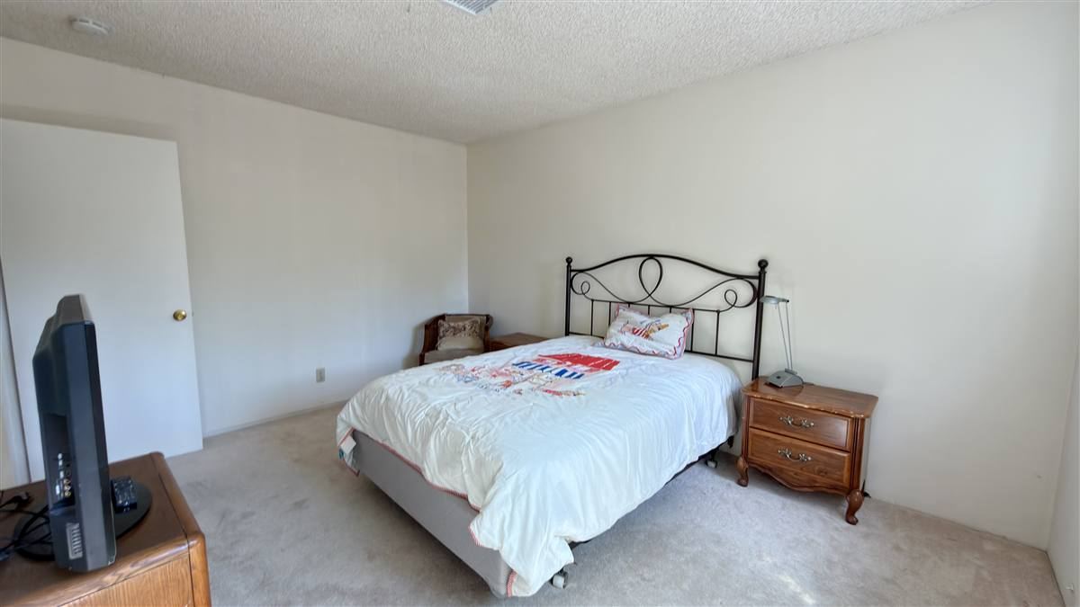 9621 Jumilla Ave, Chatsworth — Bedrooms photo 31