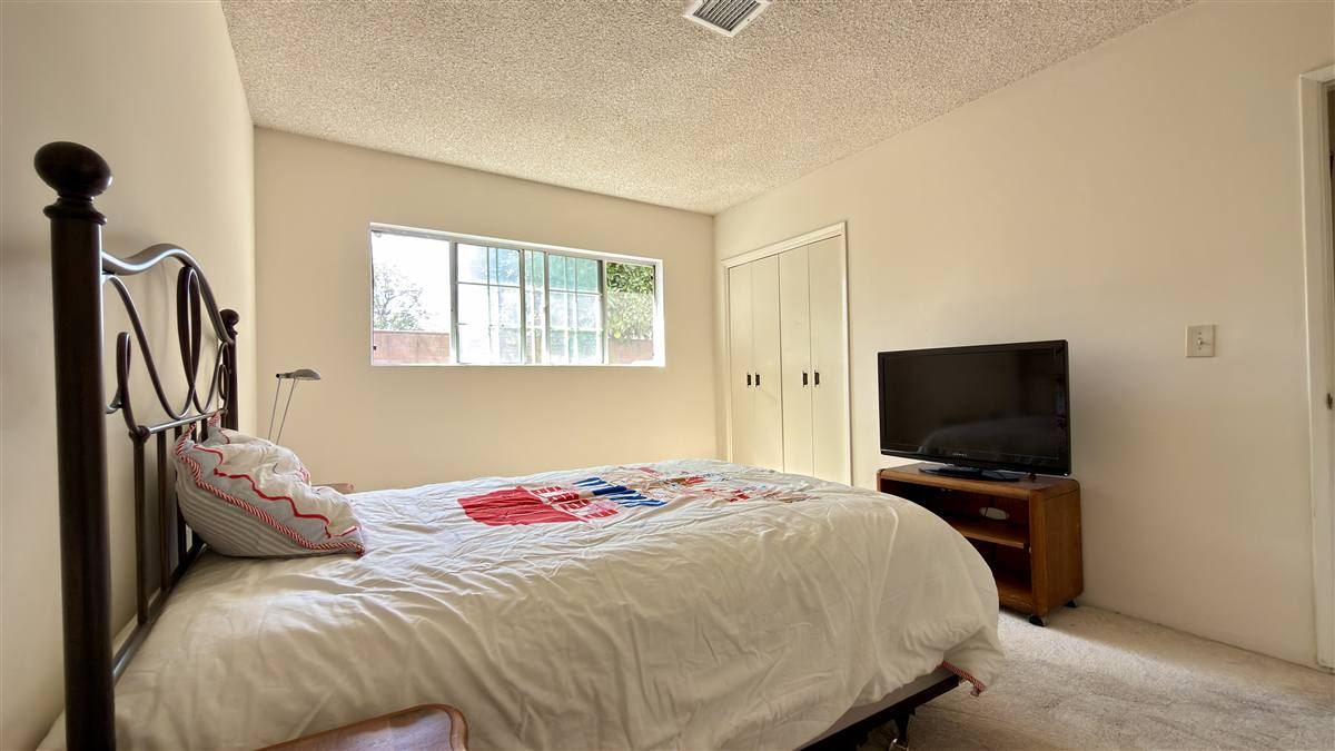 9621 Jumilla Ave, Chatsworth — Bedrooms photo 35
