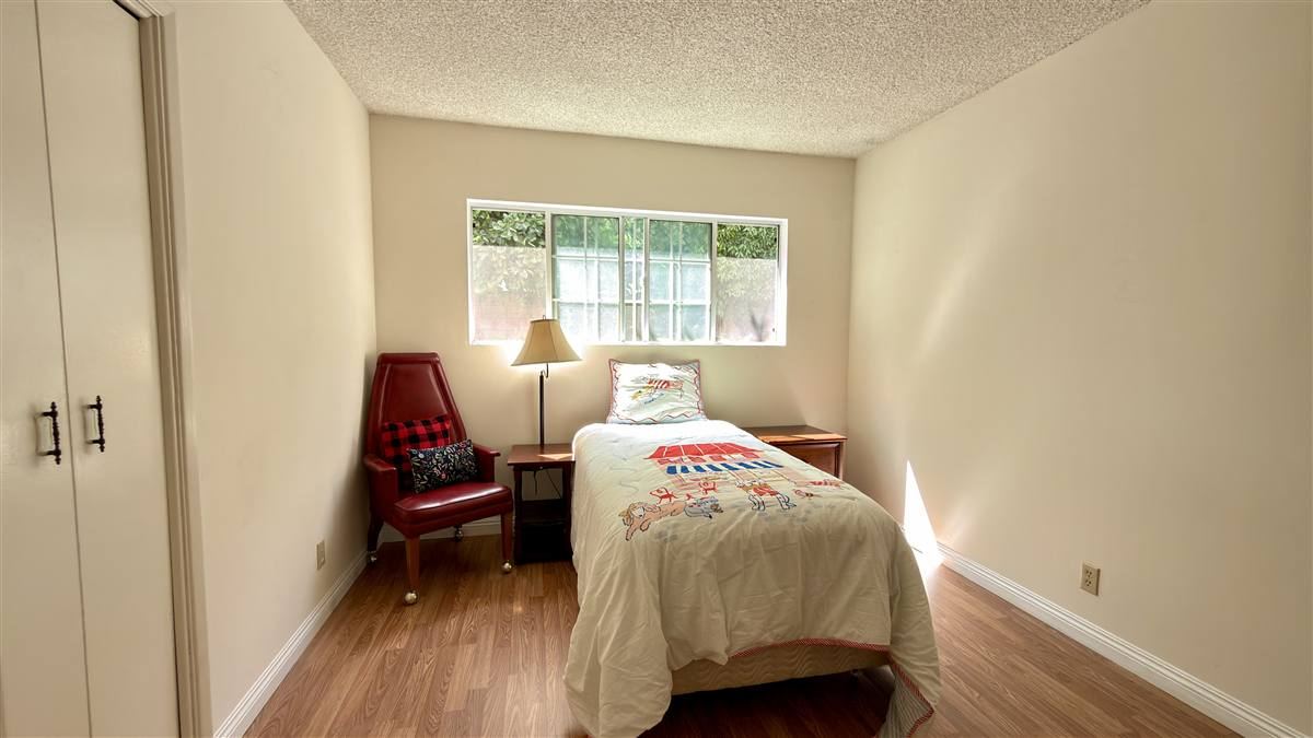 9621 Jumilla Ave, Chatsworth — Bedrooms photo 37