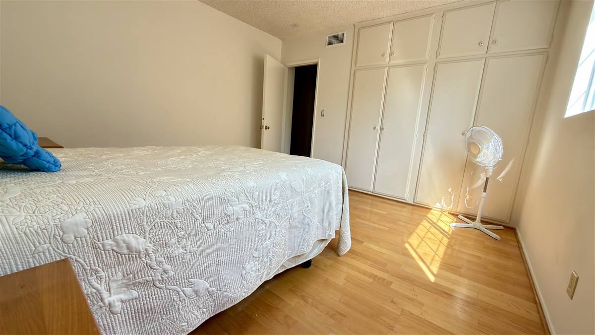 9621 Jumilla Ave, Chatsworth — Bedrooms photo 40
