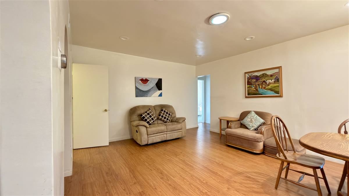 9621 Jumilla Ave, Chatsworth — Dining and Great Room photo 5