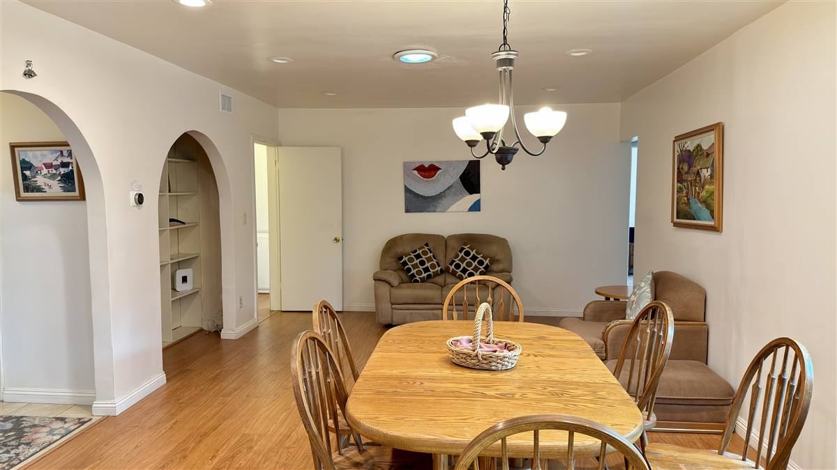 9621 Jumilla Ave, Chatsworth — Dining and Great Room photo 6